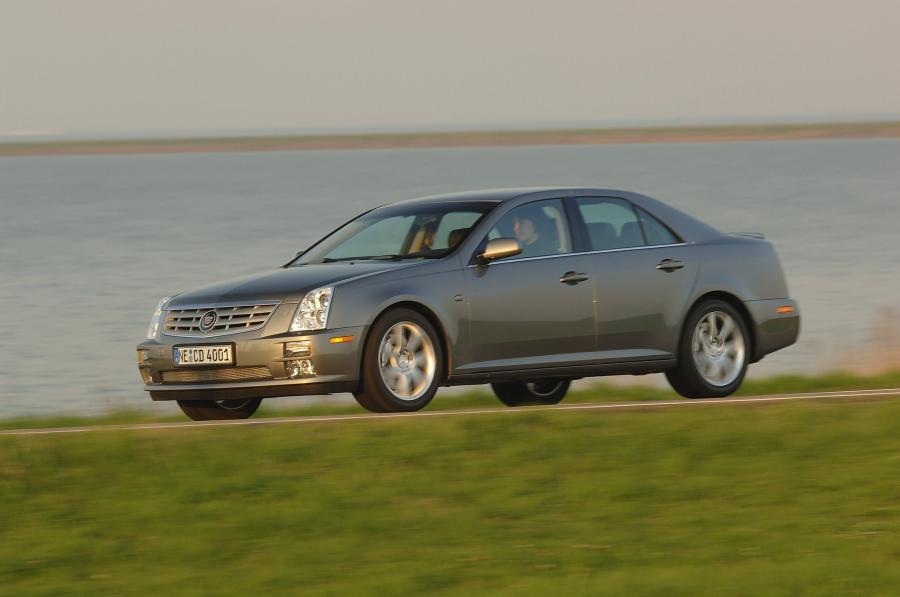  Cadillac STS 2005 года  (фото 62 из 95)